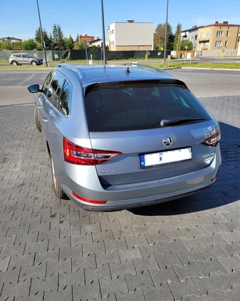 Skoda Superb cena 89900 przebieg: 176800, rok produkcji 2019 z Kętrzyn małe 106
